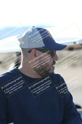 media/Jan-15-2026-Racers Edge (Thu) [[dfebeb70ab]]/1-Around the Pits-Track Walk/